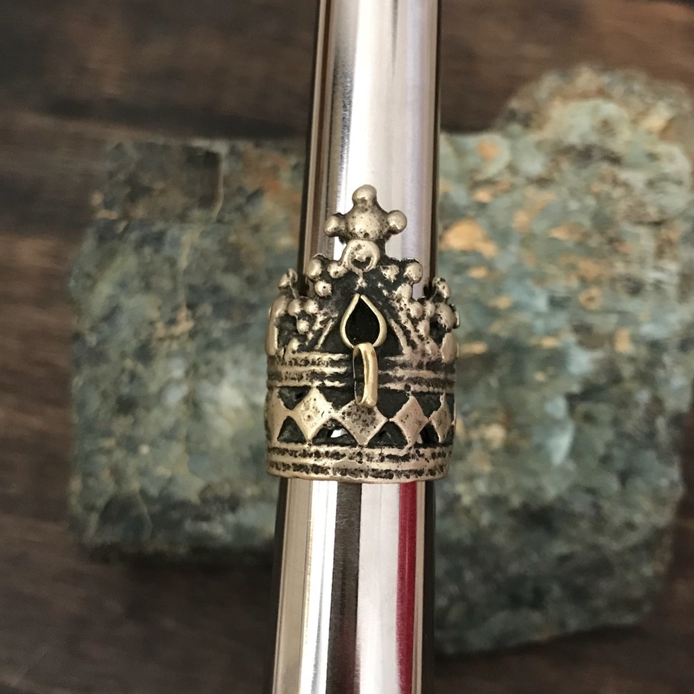 OLD ANTIQUE AFGHANI CROWN RING SIZE 7